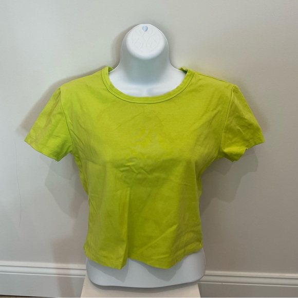 Artfish Chartreuse Lime Green Crewneck short sleeve Top - Picture 1 of 6